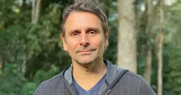 Murilo Rosa em entrevista comentando sobre suas novelas e projetos futuros.