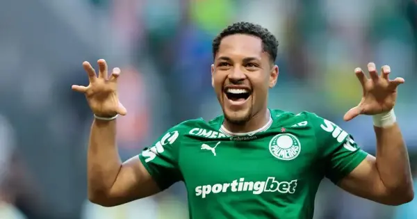 Vitor Roque ainda pode enfrentar o Fluminense na volta